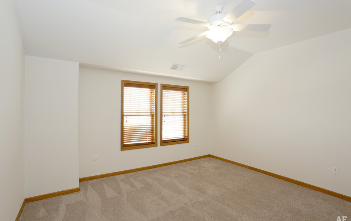 3rd Bed; 3 Bed, 2 bath